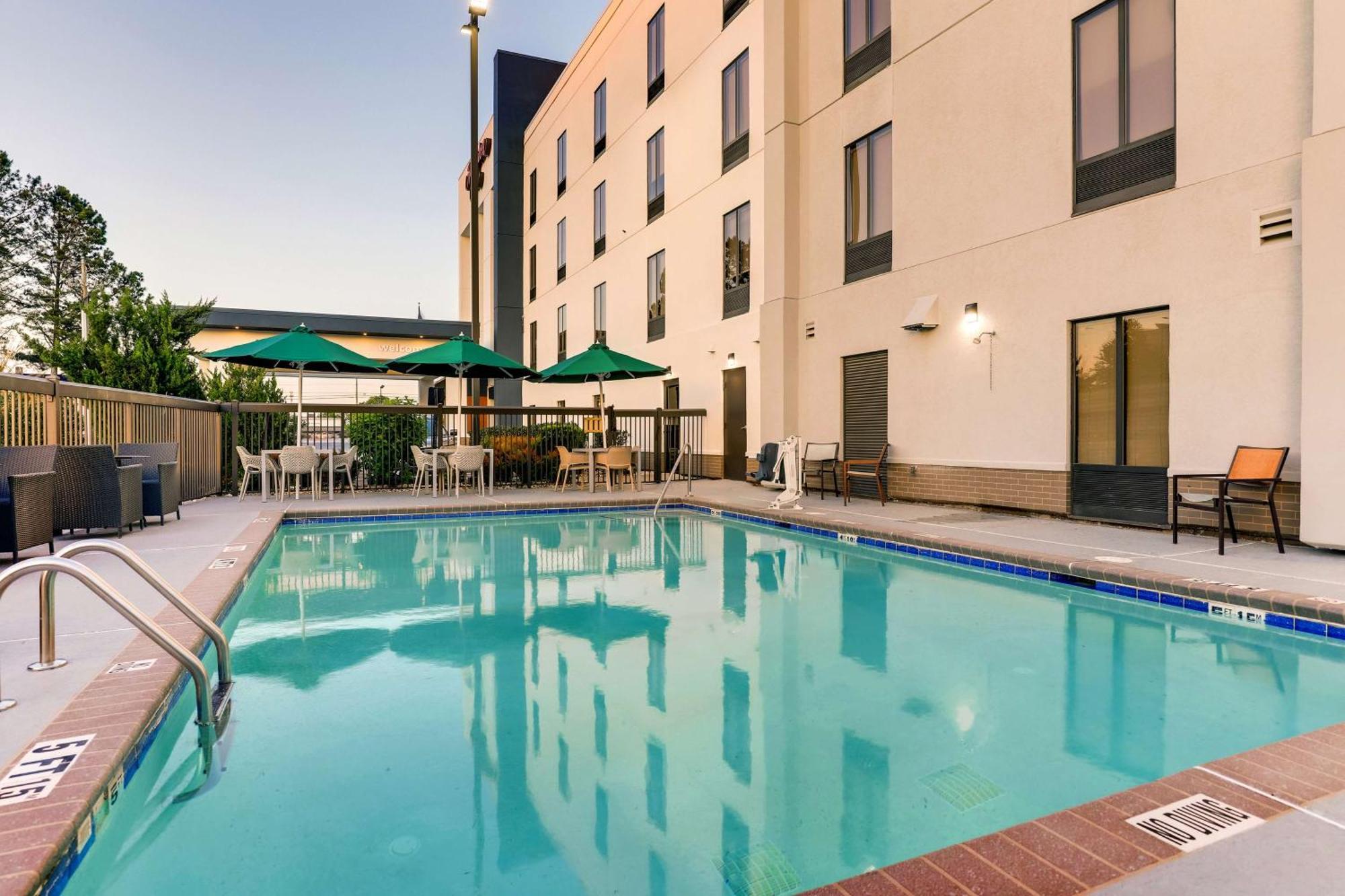 Hampton Inn Cumming Dış mekan fotoğraf